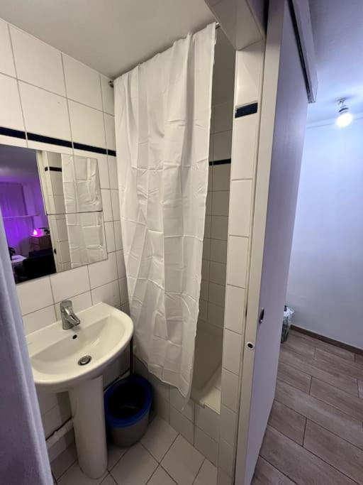 Studio Charmant Centre Ideal باريس المظهر الخارجي الصورة